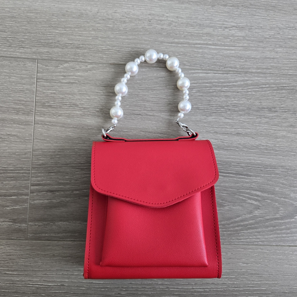 Small Red Handbag with Pearl Handle